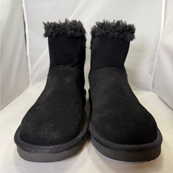 UGG Koolaburra "Jordina" Button Mini Boots
Size 9
Color Black - Picture 2 of 7
